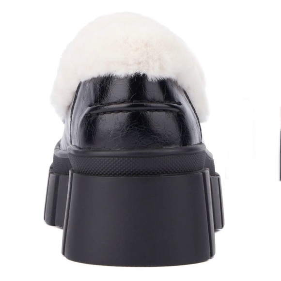 New York & Co Seraphina Faux Fur Trim Lug Sole Loafer - Picture 3 of 5